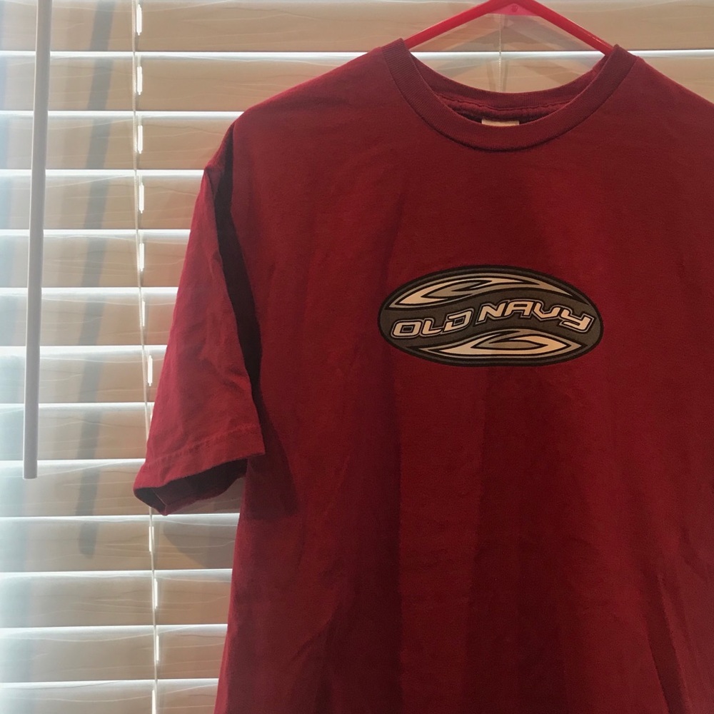 Old Navy T-Shirt